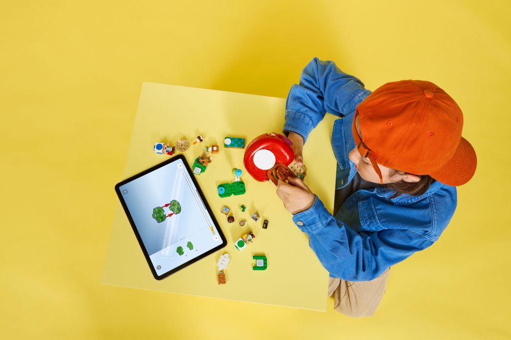 construction LEGO Super Mario 72041 : Fête chez les Toads