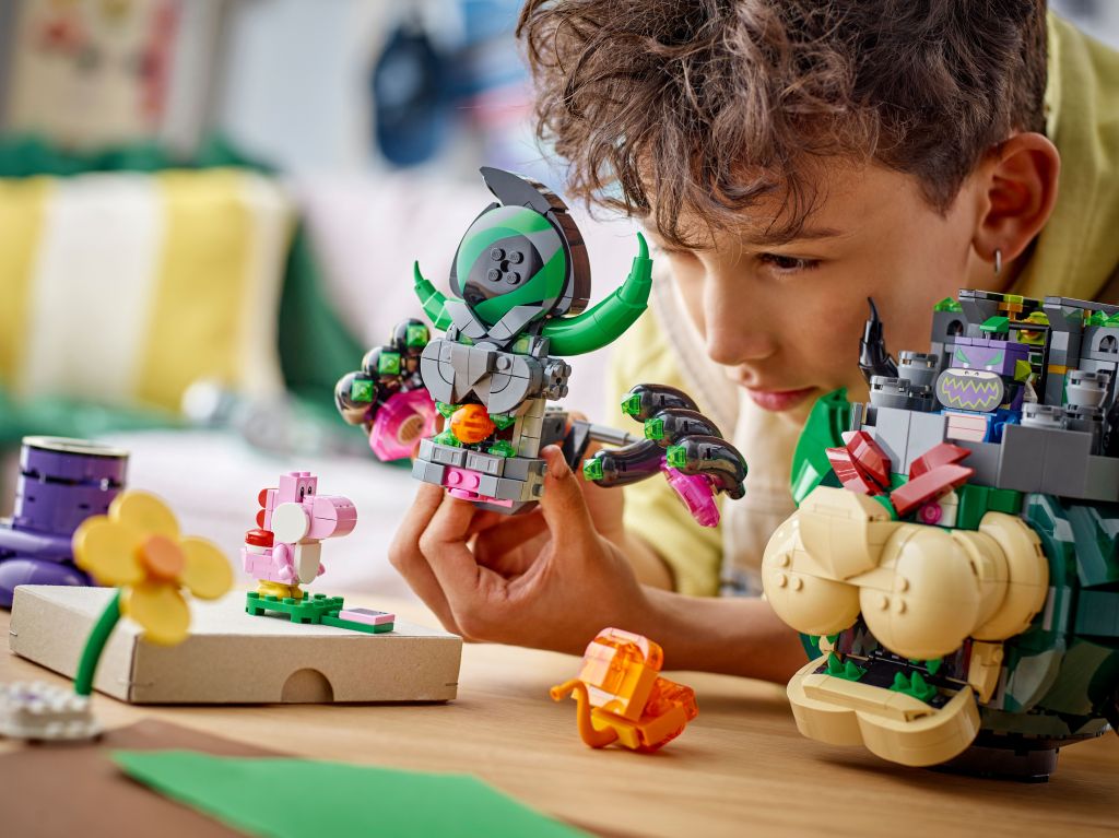 détails LEGO Super Mario 72042 : Prince Florian et Château de Bowser