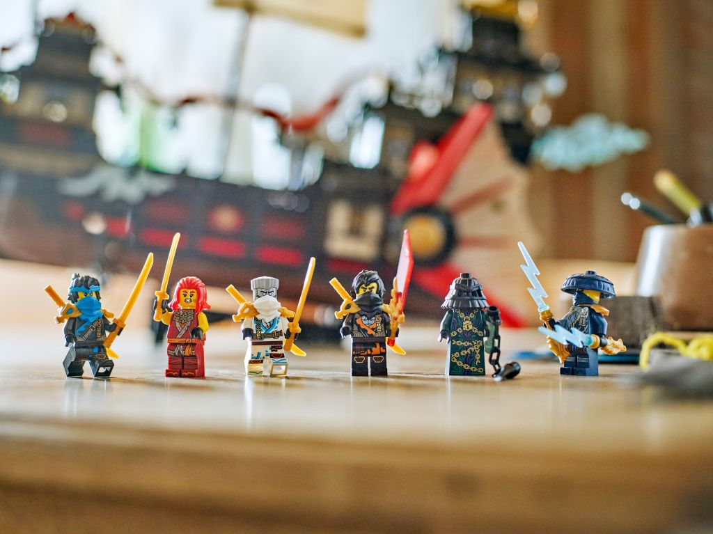personnages LEGO NINJAGO 71848 Le temple Bounty