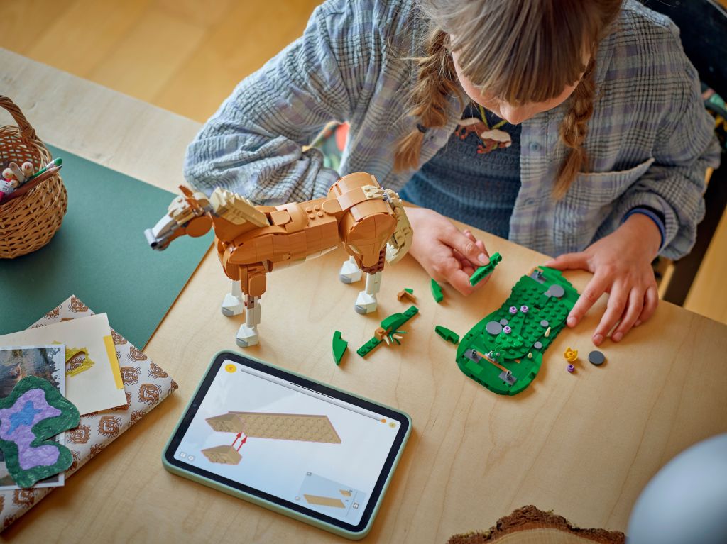 construction LEGO Creator 3-en-1 31166 : Le Beau Cheval