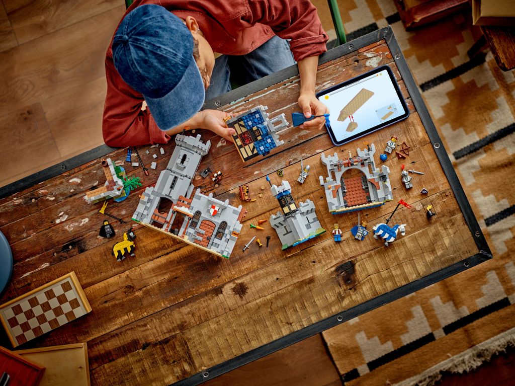 construction LEGO Creator 3-en-1 31168 : Le Château Médiéval des Chevaliers