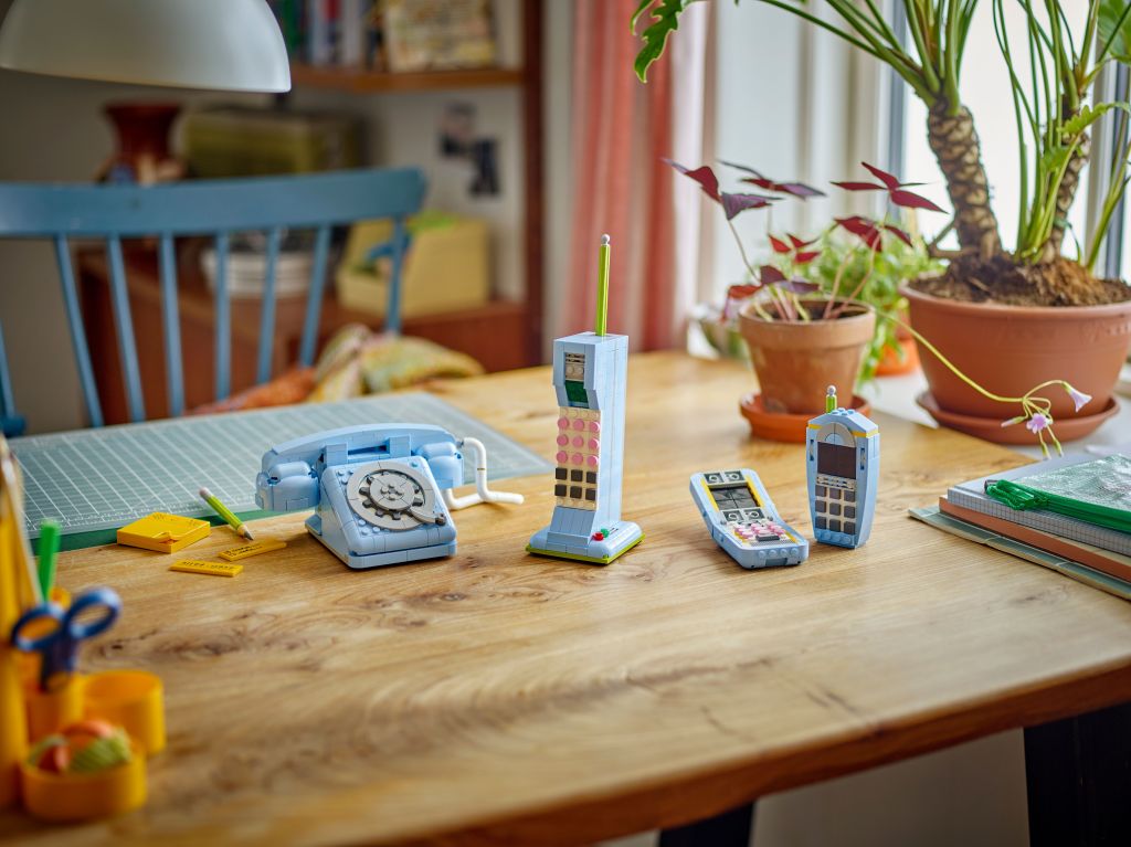 LEGO Creator 3-en-1 31174 : Le Téléphone Rétro