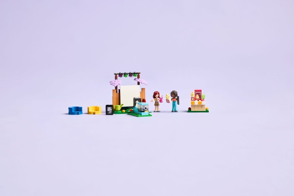 personnages LEGO Friends 42642 : Soirée cinéma entre amies