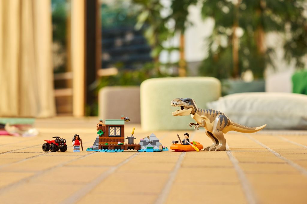 LEGO Jurassic World 76975 : Le T. rex et l’évasion sur la rivière
