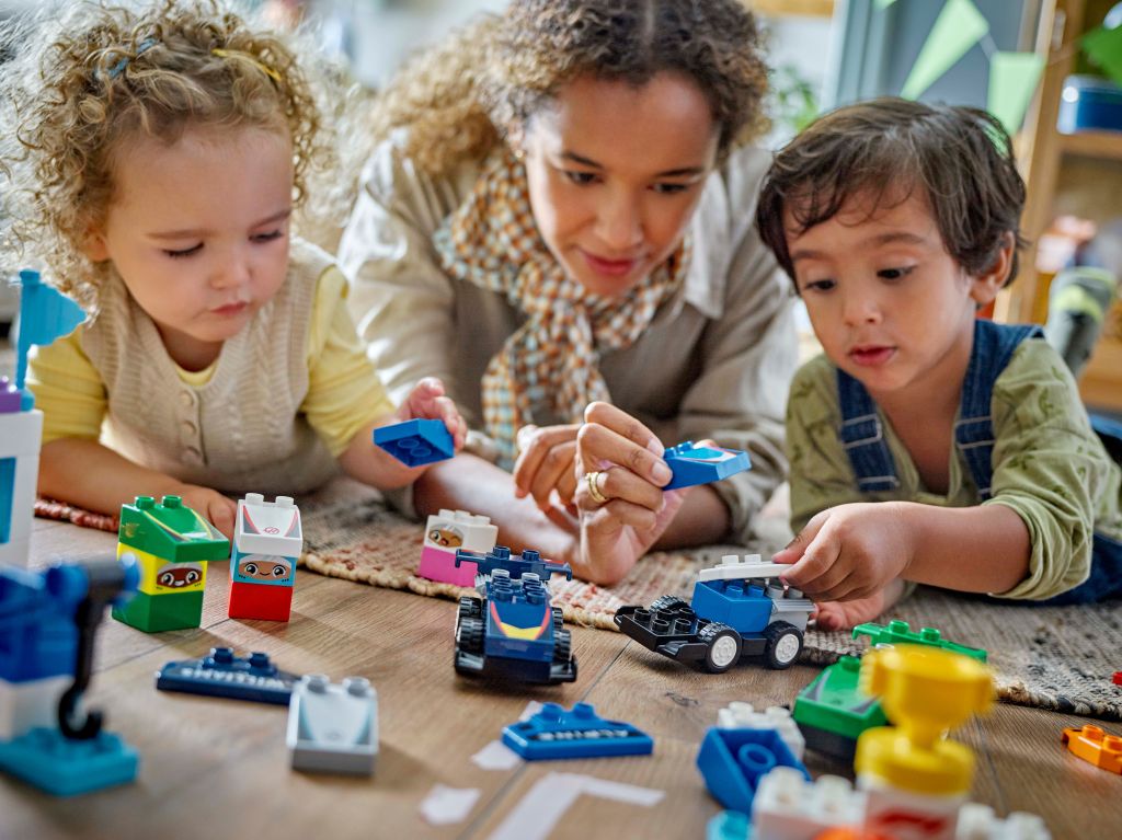LEGO DUPLO Town 10445 Voitures de course et pilotes d’une écurie de F1