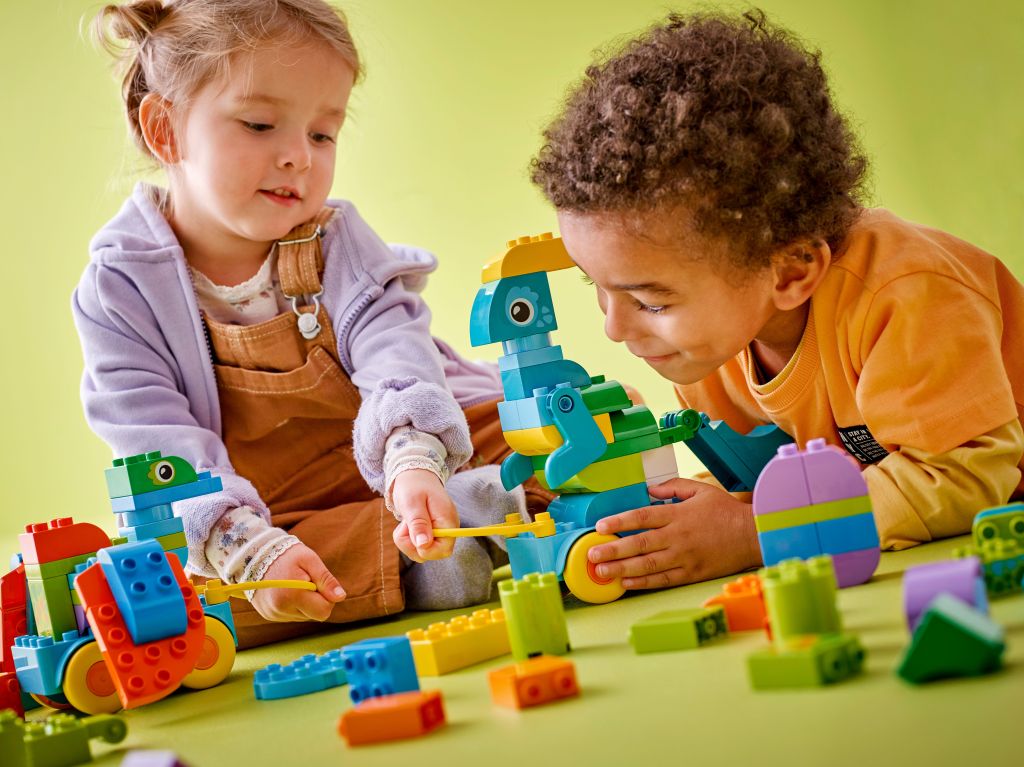 détails LEGO DUPLO Town 10451 Dinosaures sur roues 3-en-1