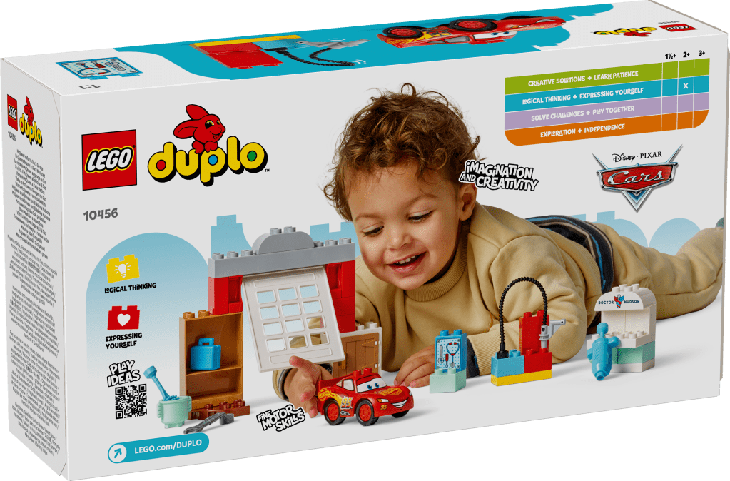 boîte LEGO DUPLO Disney 10456 La visite de McQueen au garage de Doc