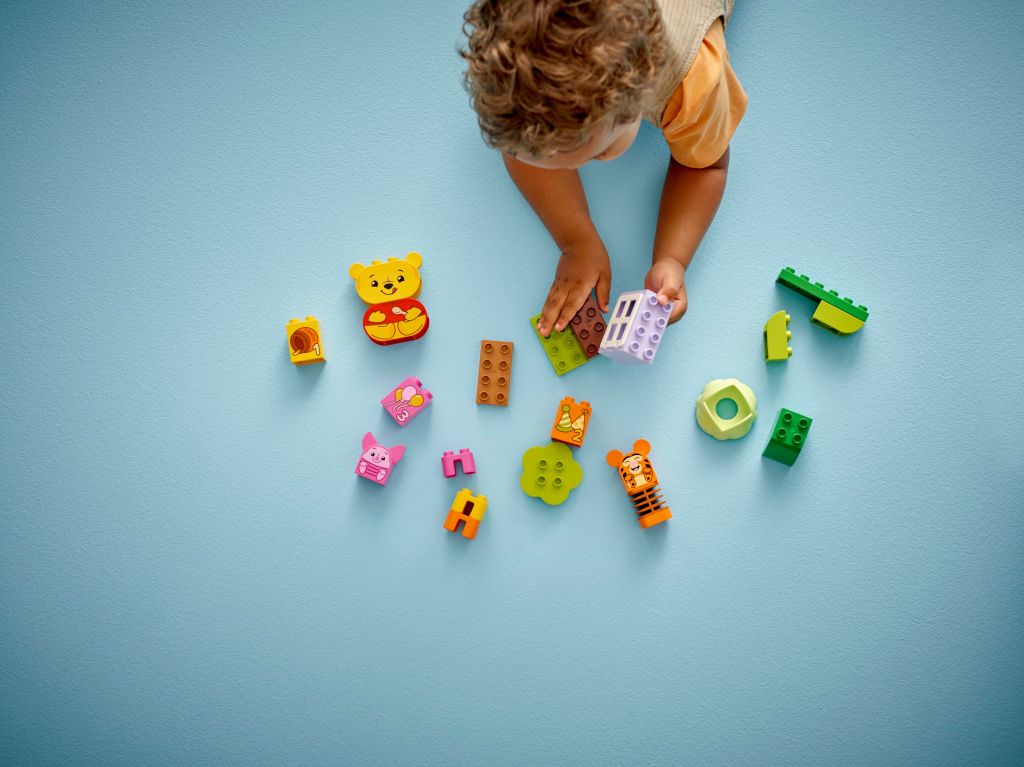 construction LEGO DUPLO Disney 10457 L’anniversaire de Winnie l’Ourson