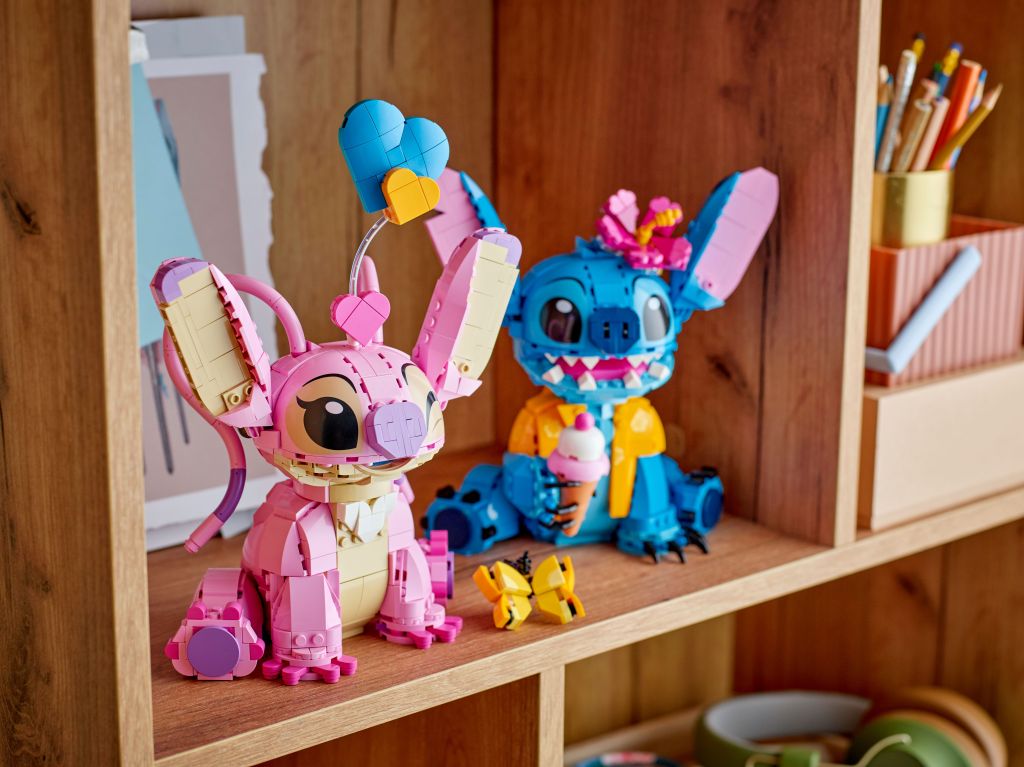 LEGO Stitch