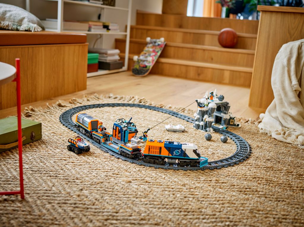 LEGO City 60470 : Le train express des explorateurs en Arctique