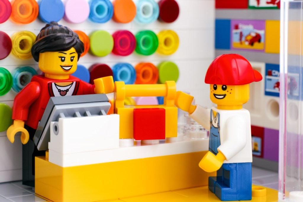 lego insiders