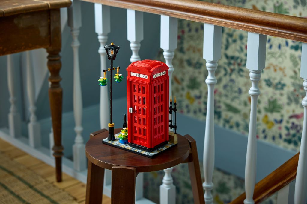 LEGO Ideas 21347 Cabine téléphonique londonienne