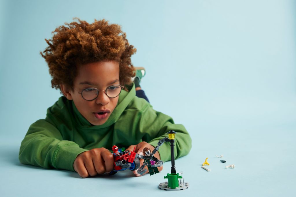 LEGO 76275 La course poursuite en moto : Spider-man contre Docteur Octopus
