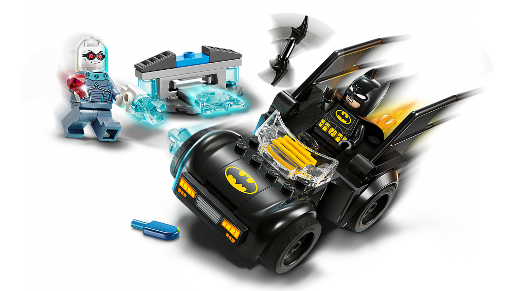 LEGO 76301 Batman et la Batmobile contre Mr. Freeze