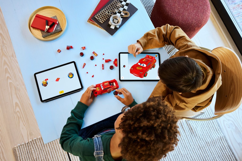 construction LEGO Speed Champions 77255 Flash McQueen