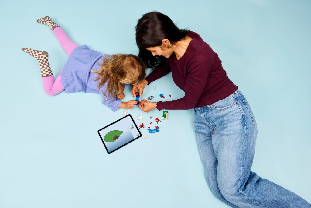 construction LEGO ǀ Marvel 11206 Spidey sur sa Moto contre Rhino