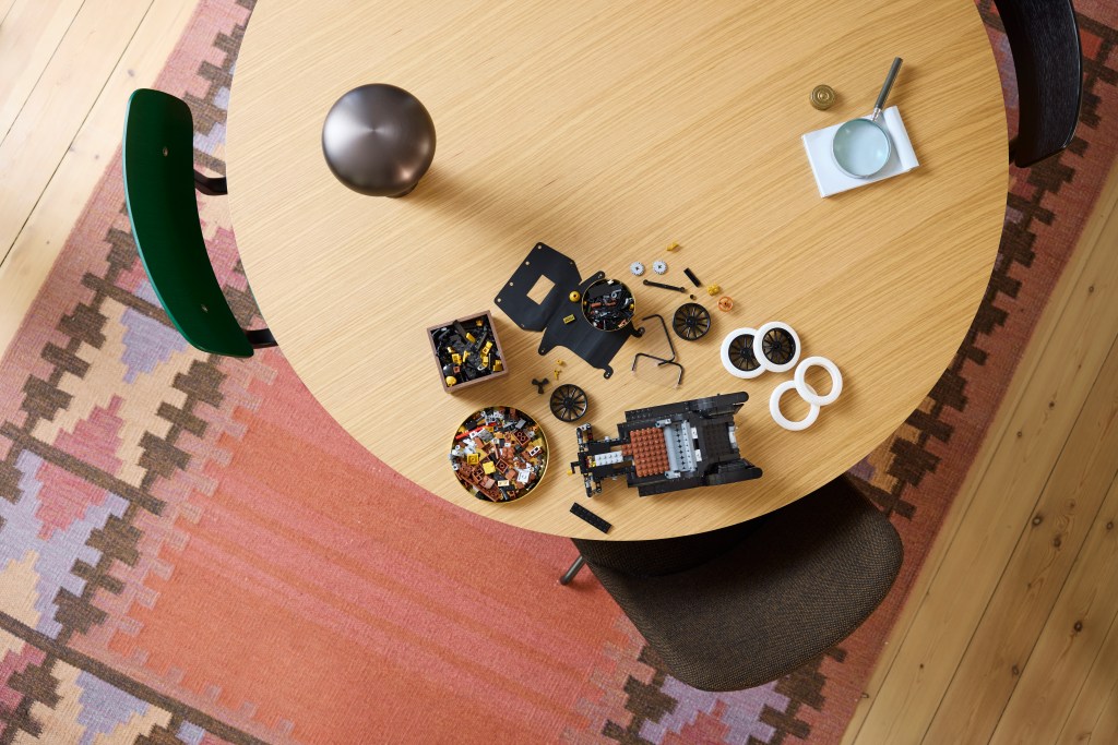 construction LEGO Icons 11376 Ford Model T