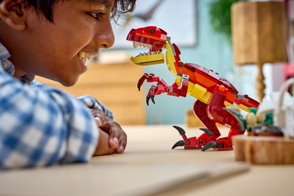 LEGO Creator 3-en-1 31379 Le Dinosaure Féroce
