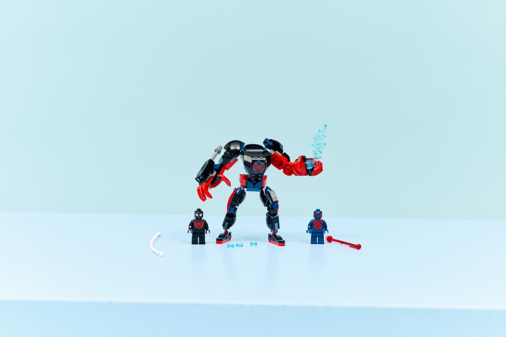 LEGO ǀ Marvel 76337 Le Robot de Miles Morales contre Spider-Man 2099