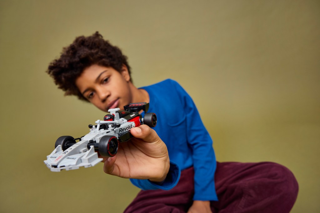 LEGO Speed Champions 77259 Voiture de Course Audi Revolut F1 Team R26