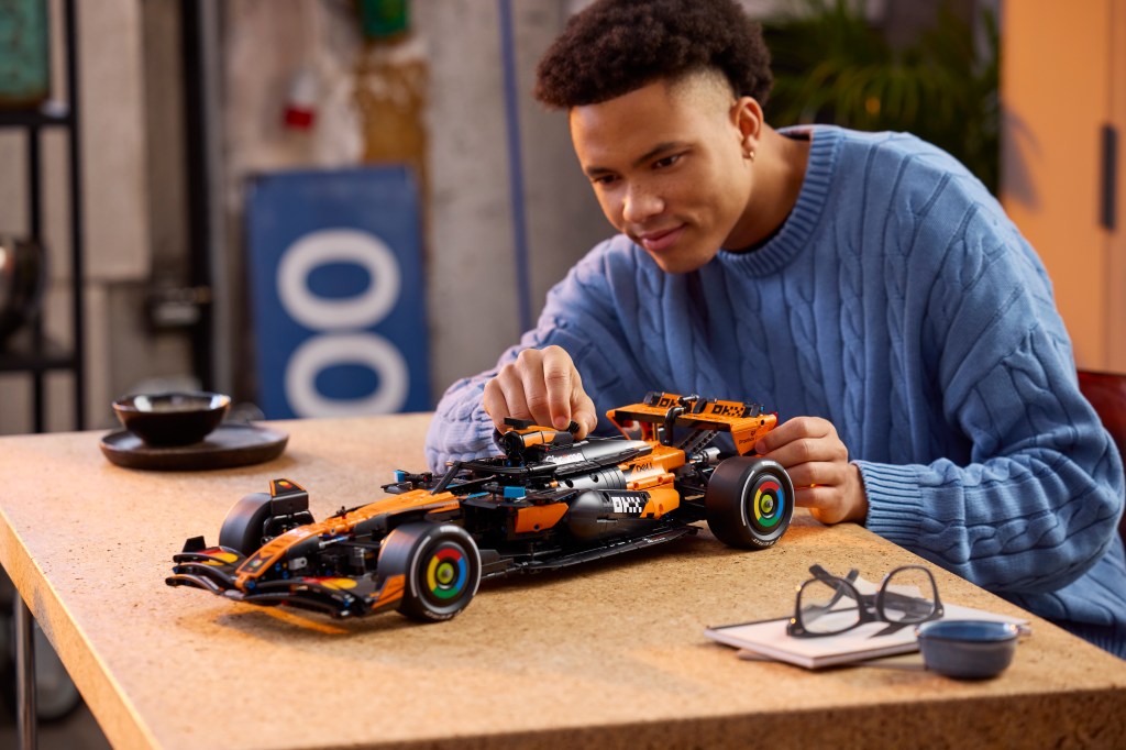 LEGO Technic 42228 Voiture McLaren MCL39 F1