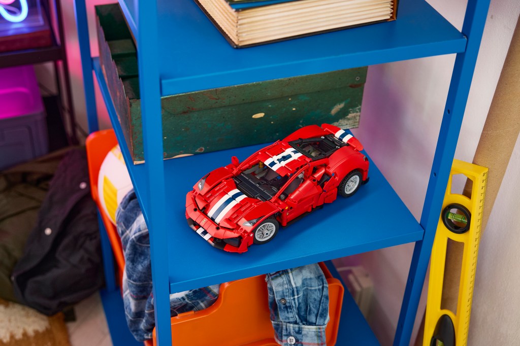 LEGO Technic 42235 Voiture Ferrari 488 PISTA
