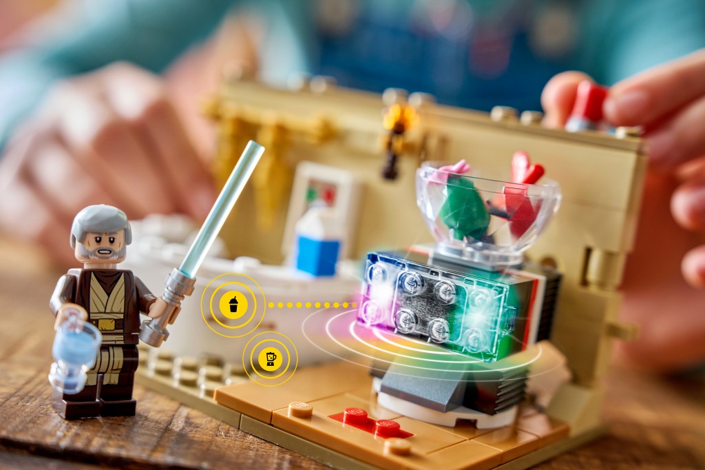 détails LEGO Star Wars 75425 SMART Play : la Cantina de Mos Eisley