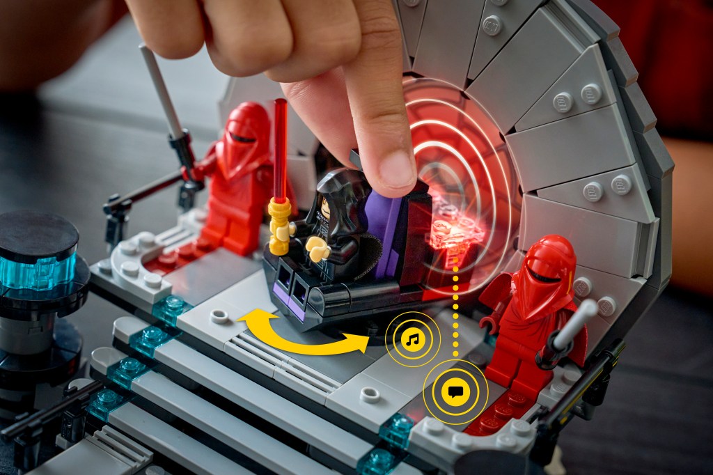 détails LEGO Star Wars 75427 SMART Play Duel dans la Salle du Trône et Chasseur A-Wing