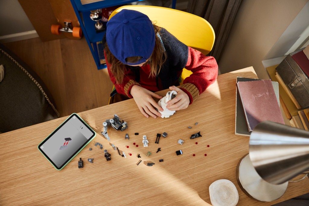 construction LEGO Star Wars 75444 L’Attaque de l’AT-RT