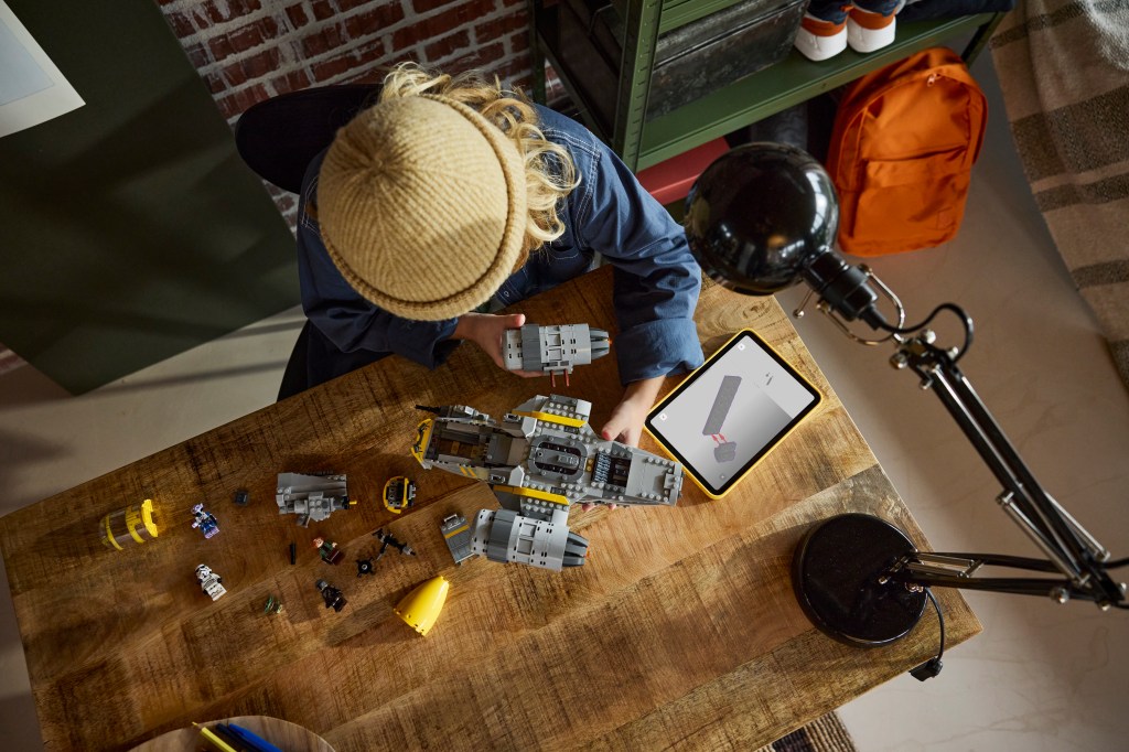 construction LEGO Star Wars 75447 Le Razor Crest