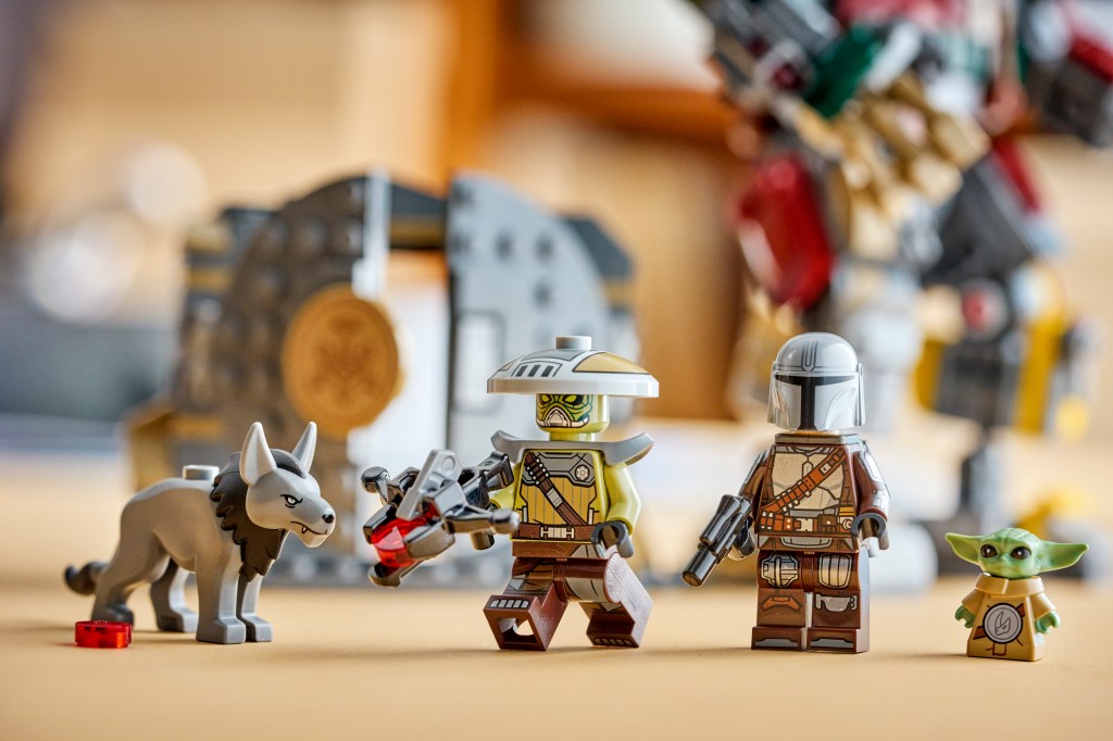 figurines LEGO Star Wars 75451 L'Attaque du Droïde Sentinelle dans le Palais Hutt