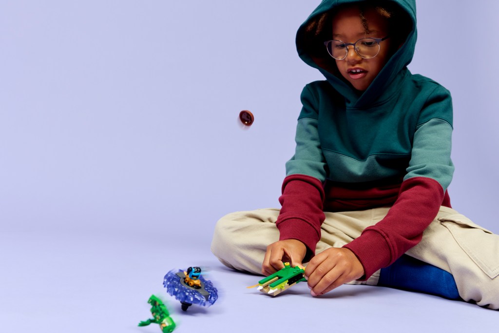 LEGO NINJAGO 71849 Nya contre la toupie du monstre mutant