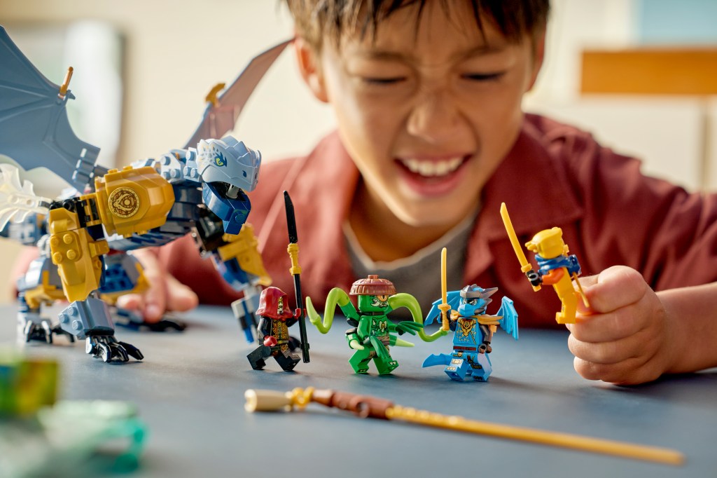détails LEGO NINJAGO 71855 Le combat du Dragon Riyu