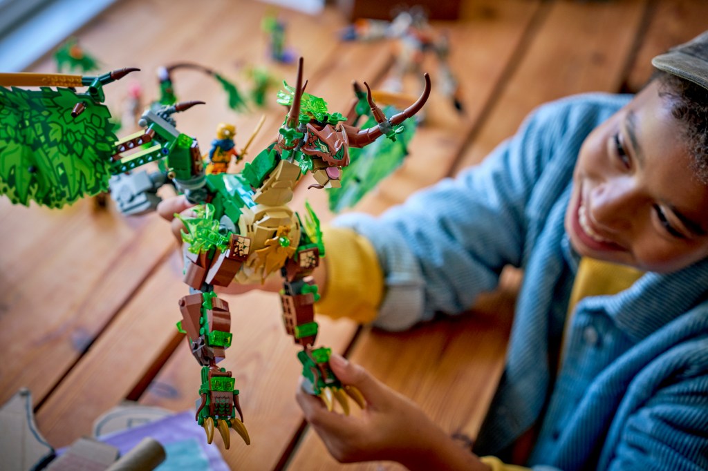 détails LEGO NINJAGO 71859 Le dragon de vie