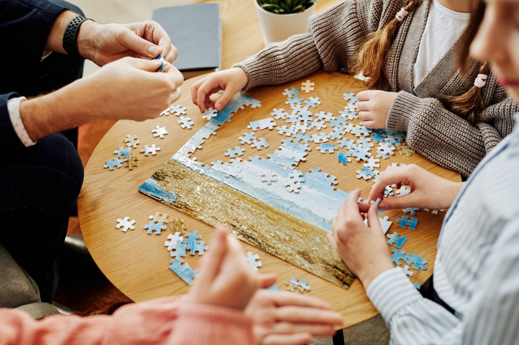 Jeux de logique collaboratifs