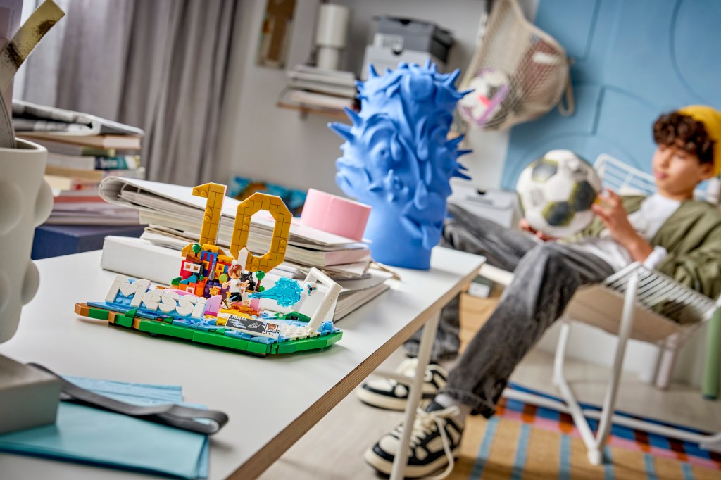 LEGO Editions 43011 Lionel Messi – Best Of