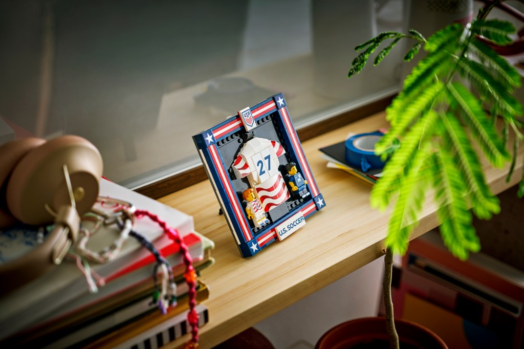 détails LEGO Editions 43033 Maillot 2026 de l'Équipe Nationale Américaine de Foot