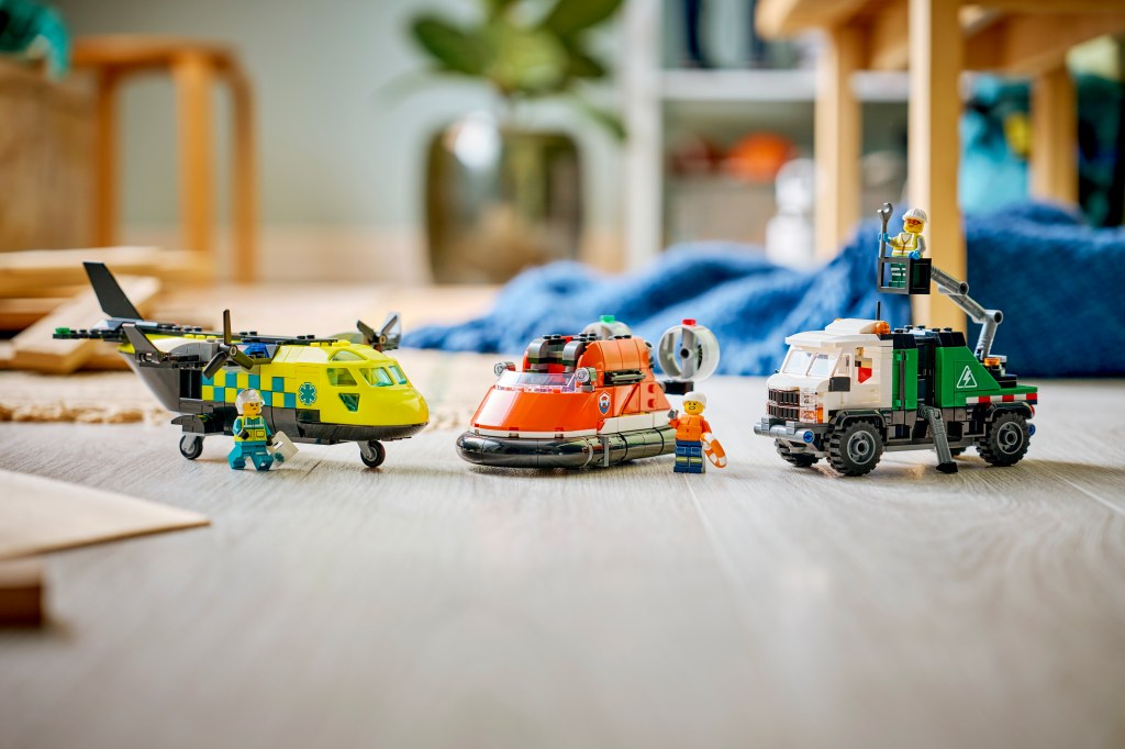 LEGO City 60505 3-en-1 : Avion, Camion d’Assistance et Aéroglisseur Modulable