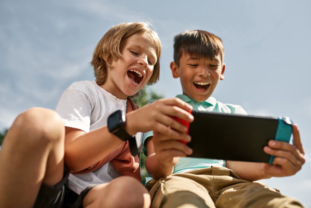 jeu vidéo partagé enfants