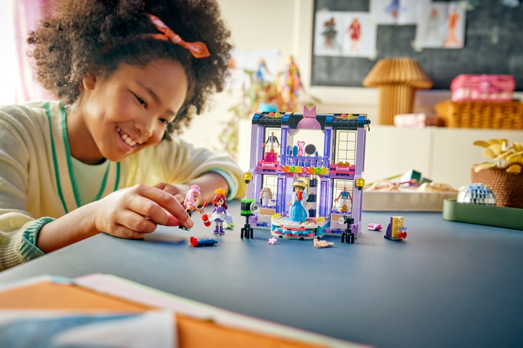 LEGO® Friends 42685 Le Défilé de Mode de Heartlake City
