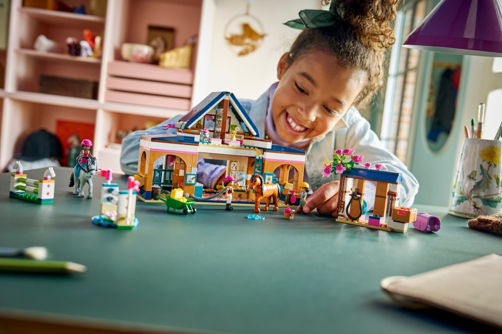 LEGO® Friends 42688 L’Écurie et l’École d’Équitation