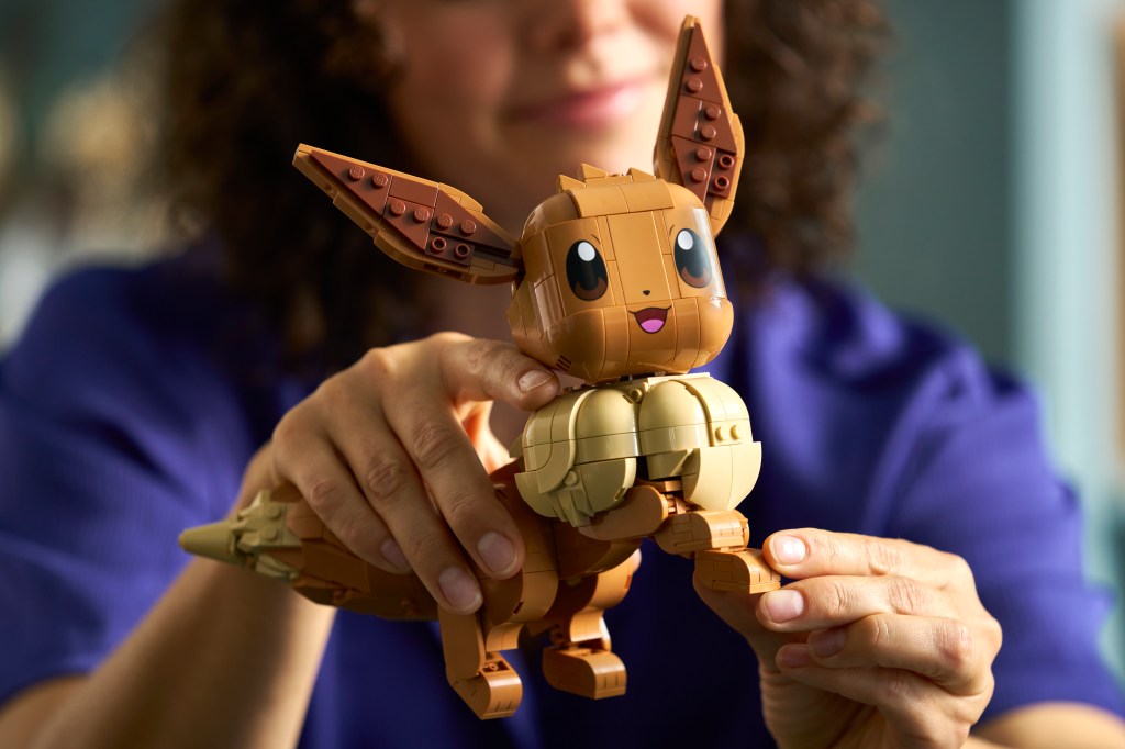 détails LEGO Pokémon 72151 Évoli