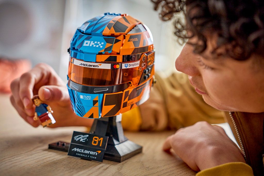 LEGO Editions 43017 McLaren Mastercard F1 Team Casque d’Oscar Piastri