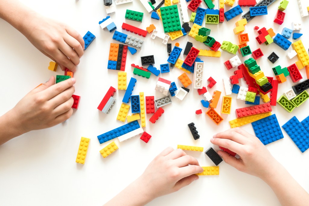 jeu de construction LEGO enfant