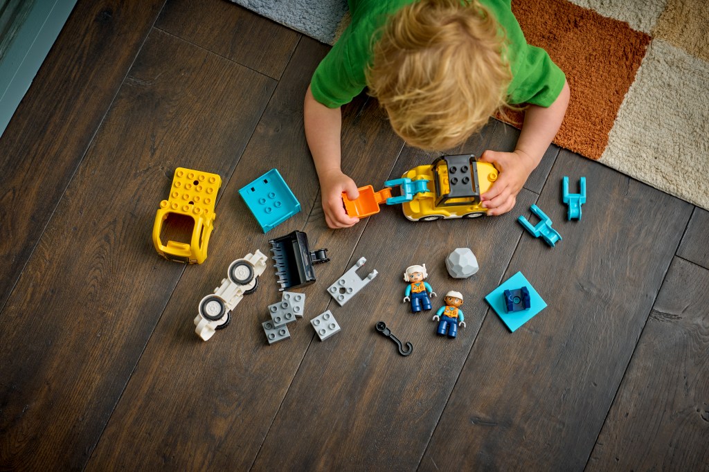 construction LEGO® DUPLO Ma Ville 10475 Les Véhicules de Chantier 3-en-1