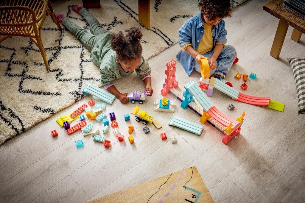 construction LEGO® DUPLO Ma Ville 10478 Rampes Créatives 3-en-1 avec Véhicules