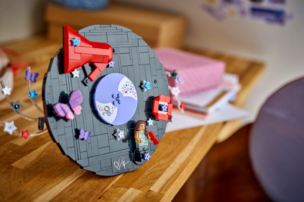 LEGO Editions 43028 : Le vinyle d'Olivia Rodrigo