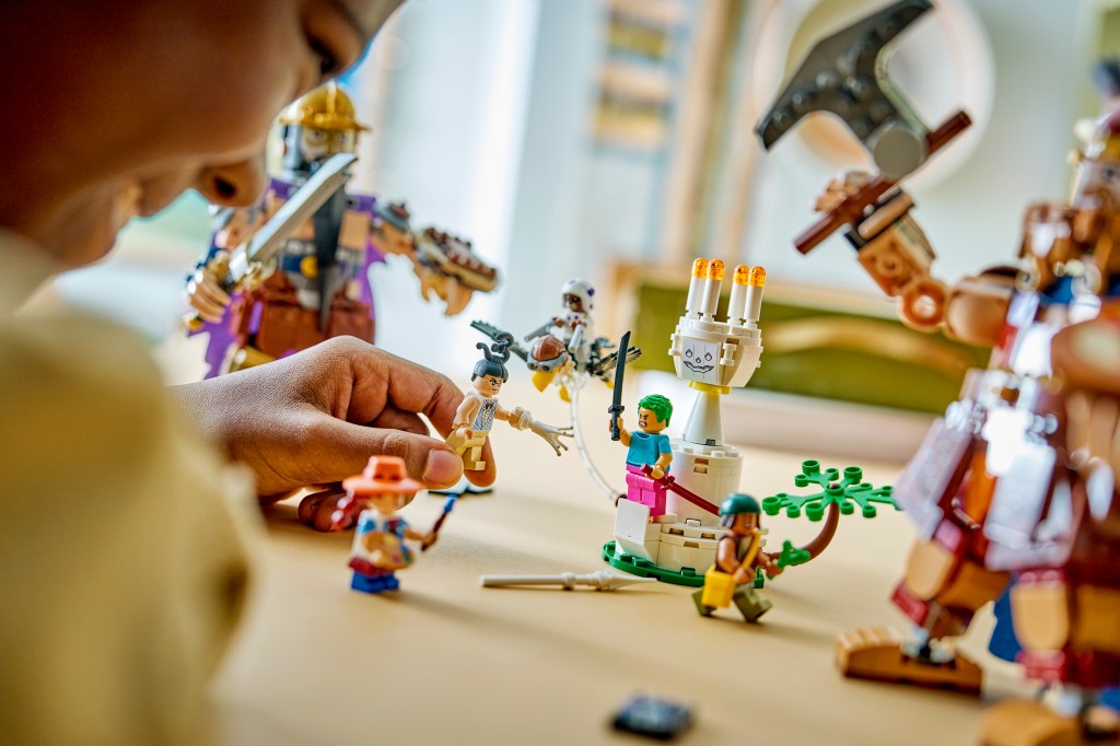 détails LEGO ONE PIECE 75644 : Dorry contre Brogy, les géants de Little Garden